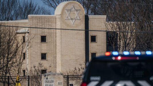 Synagogue attack puts Jewish community on edge