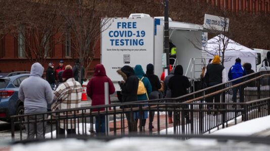 COVID-19 live updates: Fauci predicts most states will be past omicron peak by mid-February