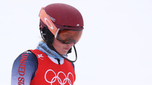 American skier Mikaela Shiffrin again crashes, misses medal in fifth event