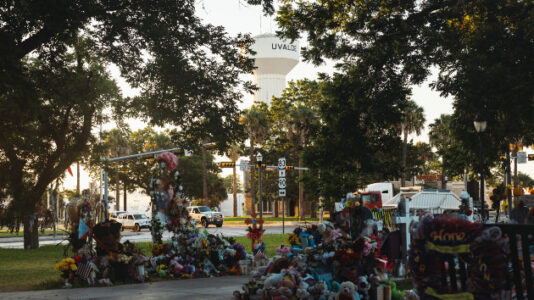 Counselors in Uvalde work to battle mental health stigma in Latino community