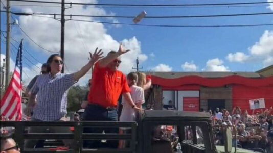 Sen. Ted Cruz hit with beer can during Houston Astros World Series victory parade
