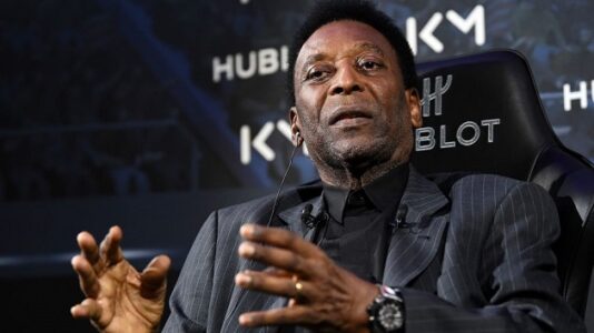 Brazilian soccer legend Pelé dead at 82