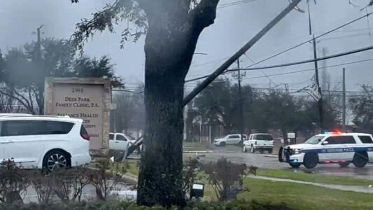 Severe weather causes destruction in southeast Texas