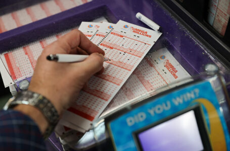 Mega Millions jackpot winning ticket sold in Maine