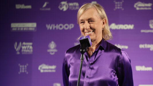 Tennis legend Martina Navratilova diagnosed with throat, breast cancer