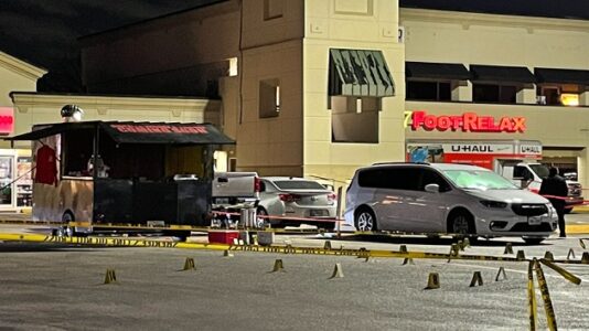 1 killed, 4 wounded as 50 shots fired outside Houston nightclub
