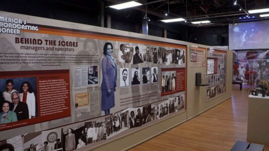 Media stars reunite to honor Detroit’s WGPR, America’s 1st Black-owned TV station