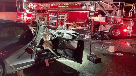 NHTSA investigating fatal crash where Tesla plowed into parked firetruck