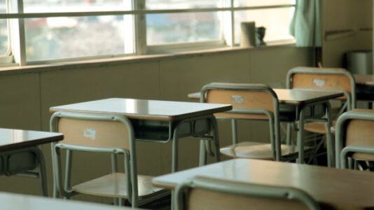 Elementary school closes as norovirus sickens 136 students and staff
