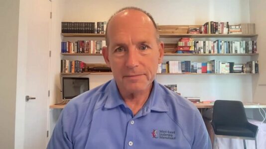 Search operations for missing Titanic sub continue