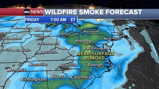 Which US cities are forecast to be impacted by fires burning in Canada