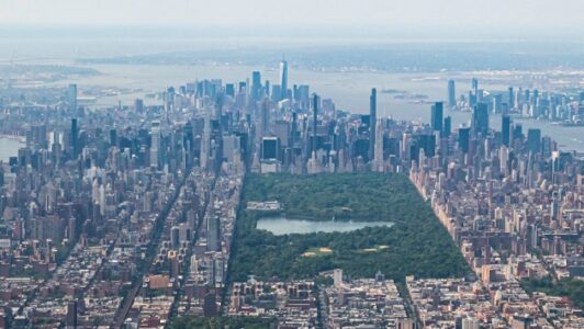 These neighborhoods in New York City are sinking the fastest, according to a new study