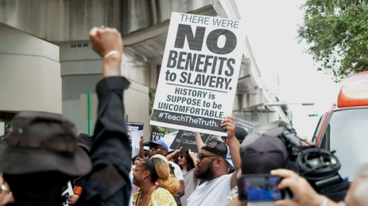 Florida teachers, parents push back against DeSantis’ controversial Black history curriculum change with rallies, tours