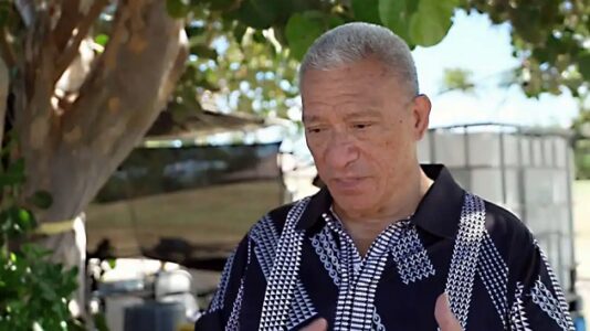 Maui mayor dismisses criticism of fire response, touts community’s solidarity
