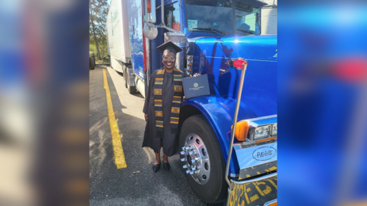 Great-grandmother of 12 and grandmother of 33 graduates college at age 63