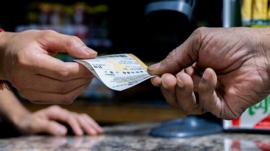 Powerball jackpot rises to $760 million after no winners on Wednesday