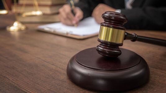 Detroit man charged in murder of synagogue president