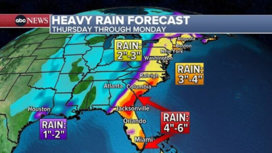 Major storm targets East Coast ahead of holiday travel rush