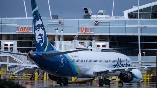 Some Alaska Airlines Boeing 737 9s return to service after emergency landing grounds fleet