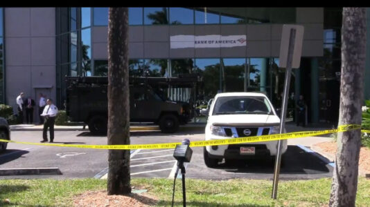 Suspect in hostage incident at Florida bank shot and killed by SWAT sniper: Sheriff