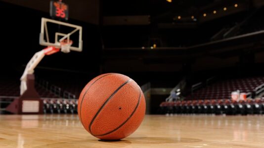 Caitlin Clark’s $76,000 WNBA salary puts a spotlight on pay disparity