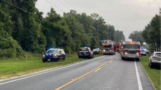 8 killed when bus carrying 53 farmworkers crashes in Florida