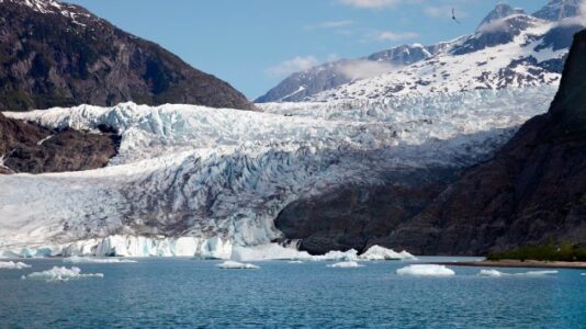 Glaciers on Alaskan ice field melting at ‘incredibly worrying’ pace, study finds