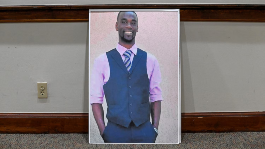 Two former officers seek acquittal of obstruction charge in beating death of Tyre Nichols