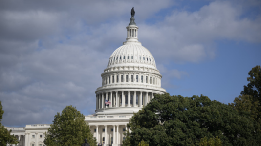 Couple arrested for trying to board American Airlines flight without authorization: Police