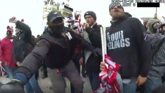 Former Detroit Lions linebacker charged for allegedly assaulting police on Jan. 6