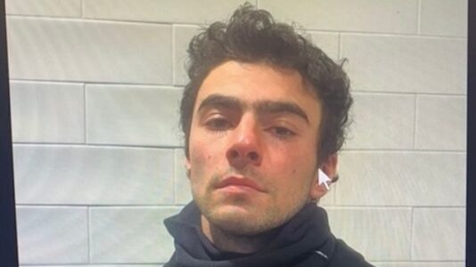 UnitedHealthcare CEO killing latest: New York prosecutors presenting evidence to grand jury, sources say