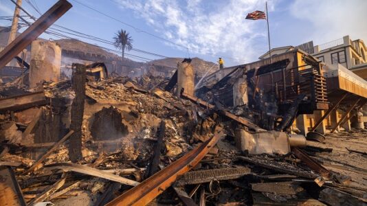 Pacific Palisades residents sue Los Angeles department of water and power