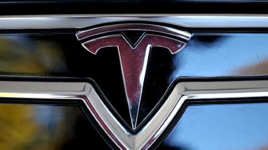 FBI, DHS warn ‘lone offenders’ are likely carrying out Tesla attacks