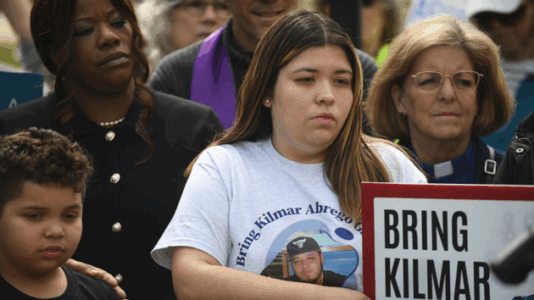 Wife of deported Maryland man Abrego Garcia said he hit, scratched her in 2021 court documents