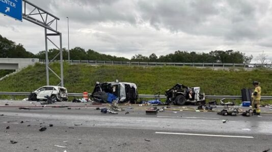 Deadly multi-vehicle crash on I-75 near Tennessee-Georgia border: Officials