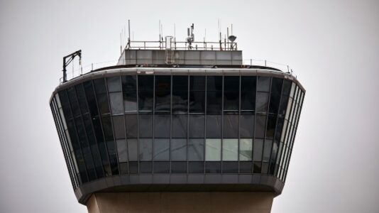 Radar screens at Newark airport went black again overnight