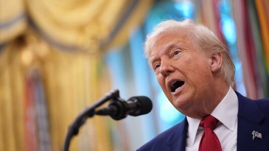 Inmate admits writing Trump threat letters to frame migrant, court filing says