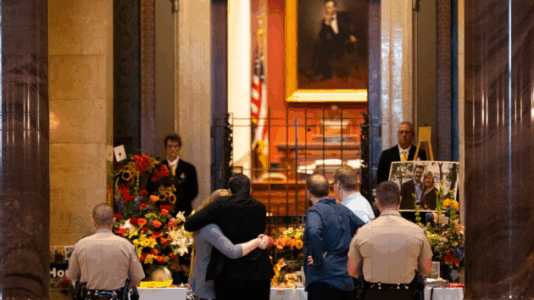 Slain Minnesota lawmaker becomes 1st woman to lie at state capitol