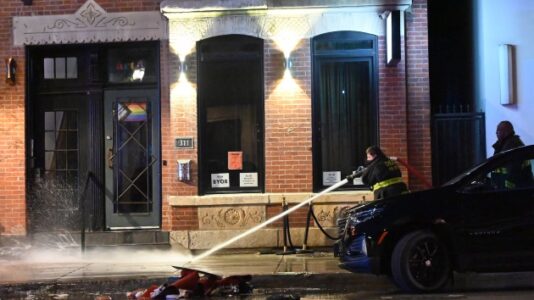 4 killed, 14 hurt in Chicago mass shooting: ‘Absolute chaos’