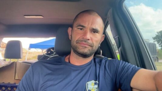 United Cajun Navy commander fights to find Texas flood victims in his own backyard