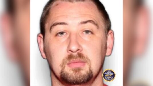 Man at large after allegedly killing 4 people, leaving baby alive in Tennessee: Officials