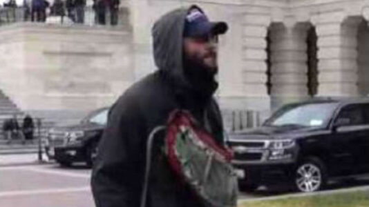 Suspect in case in which prosecutors were disciplined for Jan. 6 reference to appear in court