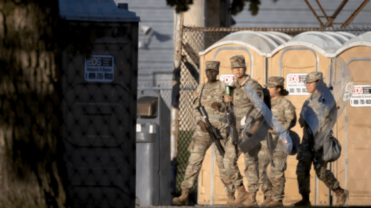 Trump administration asks Supreme Court to allow National Guard deployment in Illinois