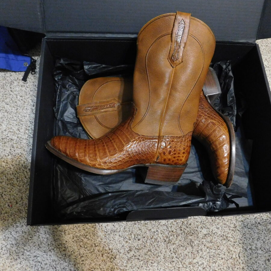 Ladies cowboy boots